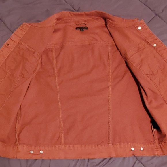 Jacket - Picture 3 of 4